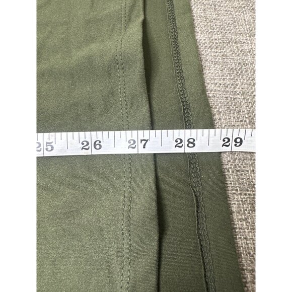 Womens Green Short Sleeve T Shirt and Gray Shorts w/ Pockets - Picture 5 of 12